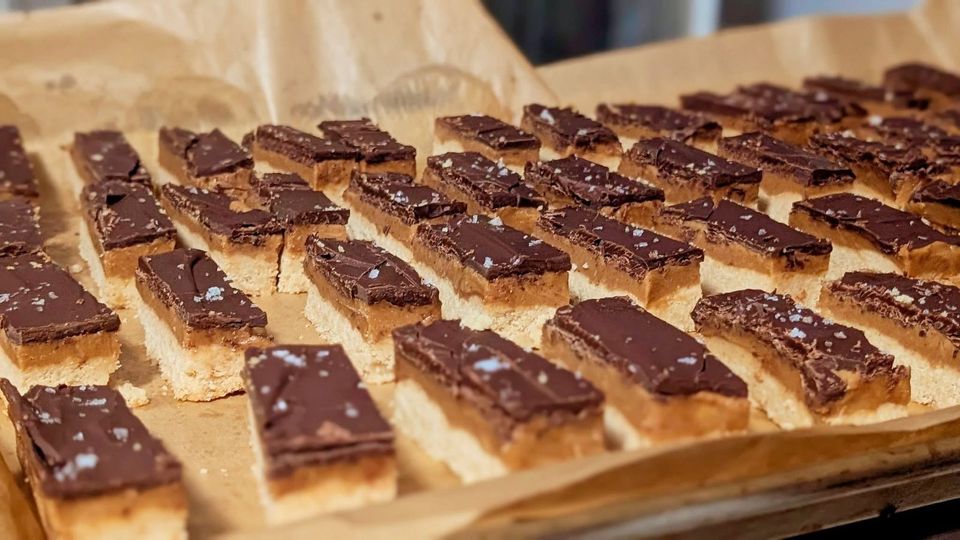 Bars with a chocolate top, cut into squares