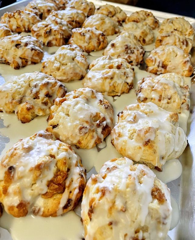 Glazed bakes on a baking tray